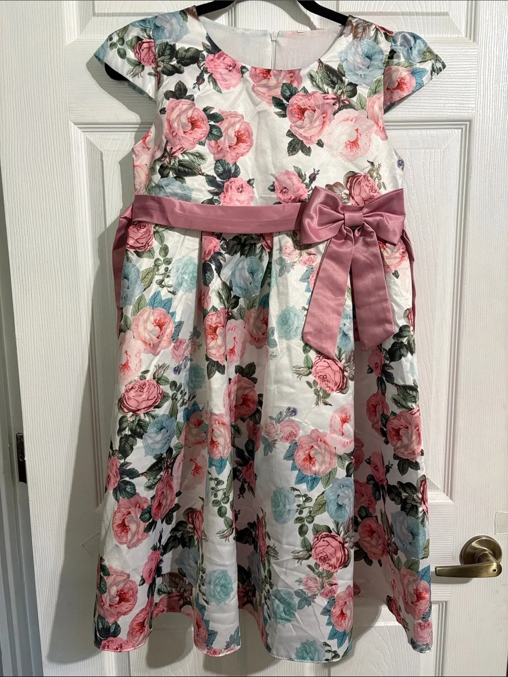 Source Unknown White Floral Dress with Pink and Blue Accents